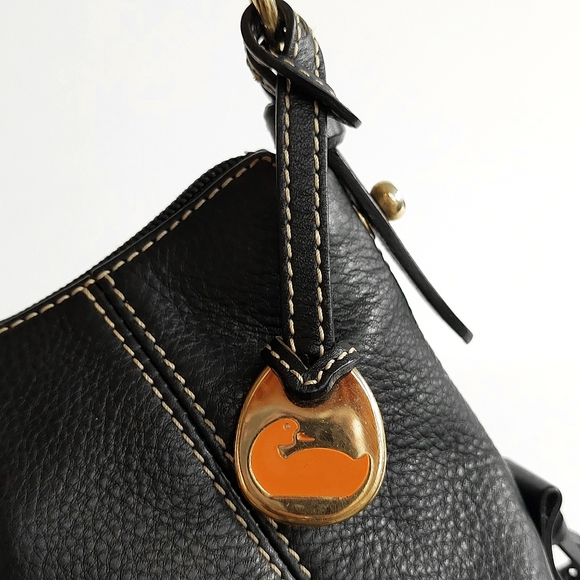 🦆Dooney & Bourke Medium East/West Slouch Vintage Shoulder Bag - Picture 9 of 16